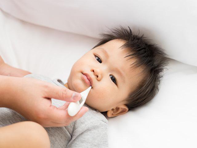 Sốt kéo dài không rõ nguyên nhân ở trẻ em
