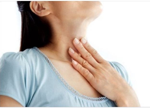 Dấu hiệu cảnh báo ung thư vòm họng chớ bỏ qua!
