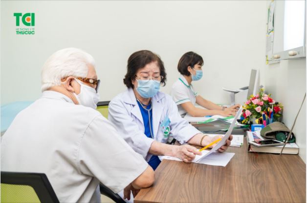 NẰM LÒNG 9 YẾU TỐ NGUY CƠ GÂY RA BỆNH GOUT