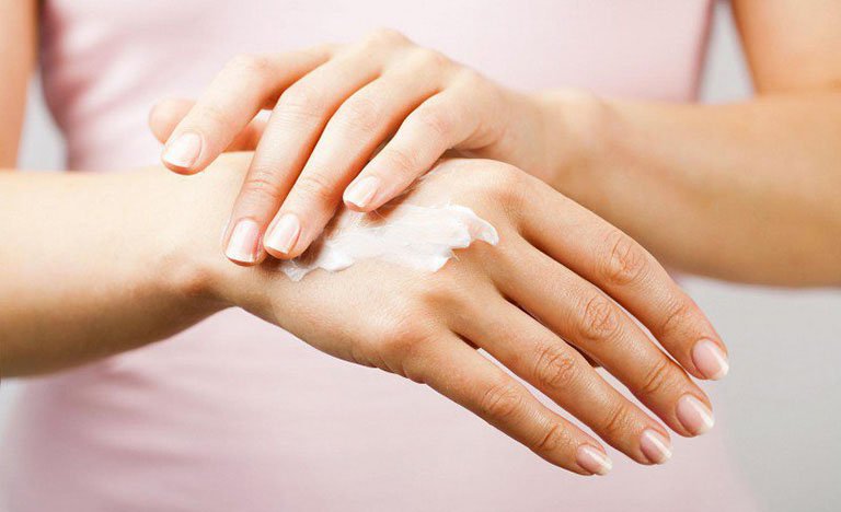 Thuốc Tomax: Công dụng, liều dùng và lưu ý khi sử dụng