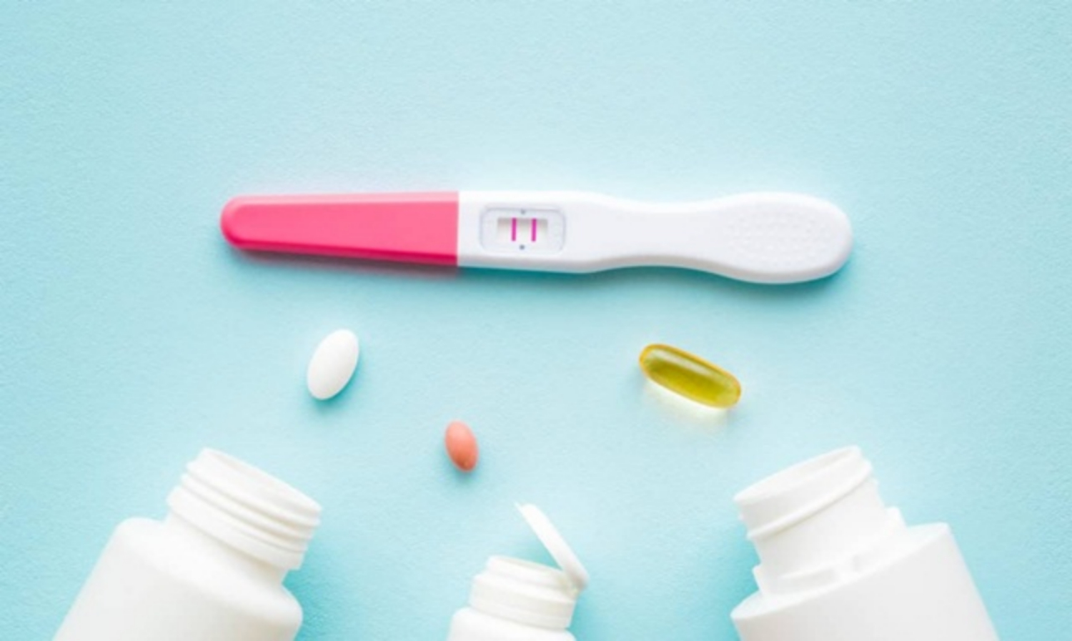 Khi nào nên bắt đầu uống vitamin tổng hợp cho bà bầu?