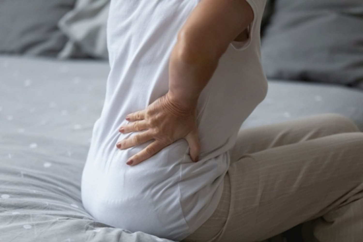 Nguyên nhân bị đau kéo dài sau khi đào thải sỏi thận và cách điều trị