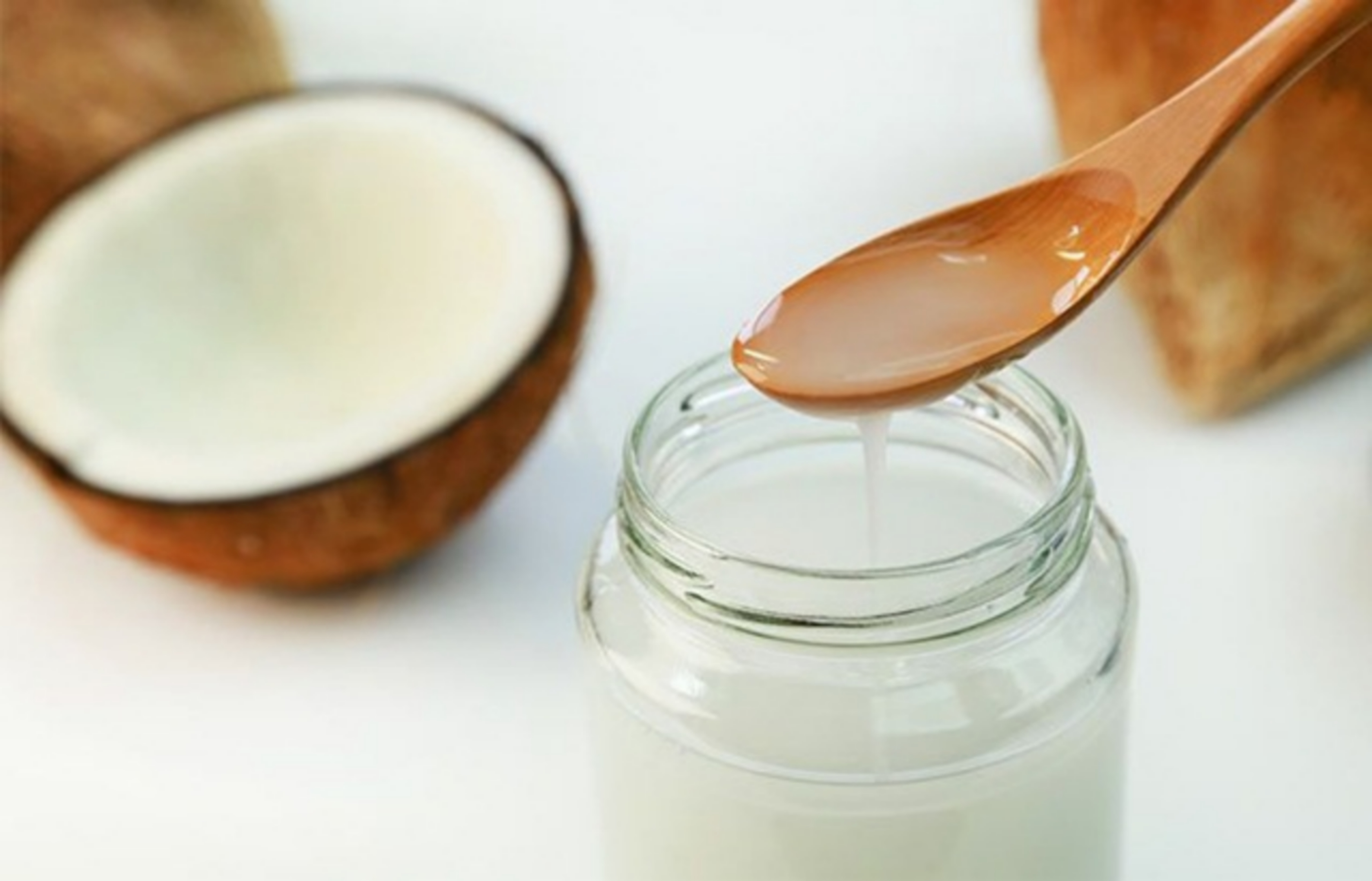 Có nên sử dụng dầu dừa để điều trị nhiễm trùng đường tiết niệu không?