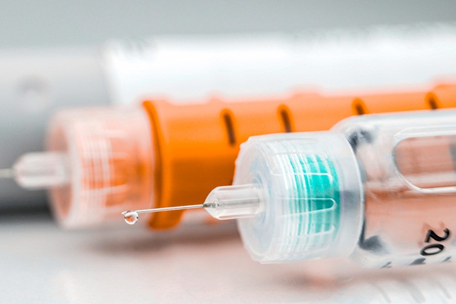 Nên Tiêm Insulin Trước Hay Sau Ăn