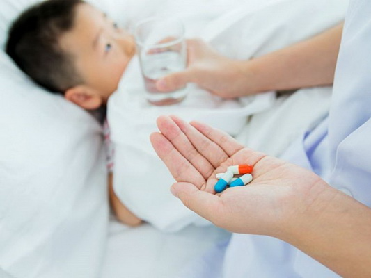 Hãy chọn 1 loại thuốc trị táo bón cho trẻ an toàn