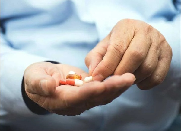 Các loại thuốc kê đơn để điều trị tăng sản tuyến tiền liệt lành tính (phì đại tuyền tiền liệt)