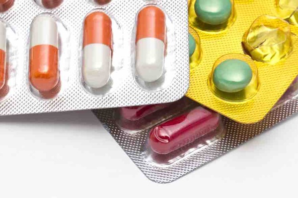 Các loại thuốc kháng cholinergic để điều trị bàng quang tăng hoạt
