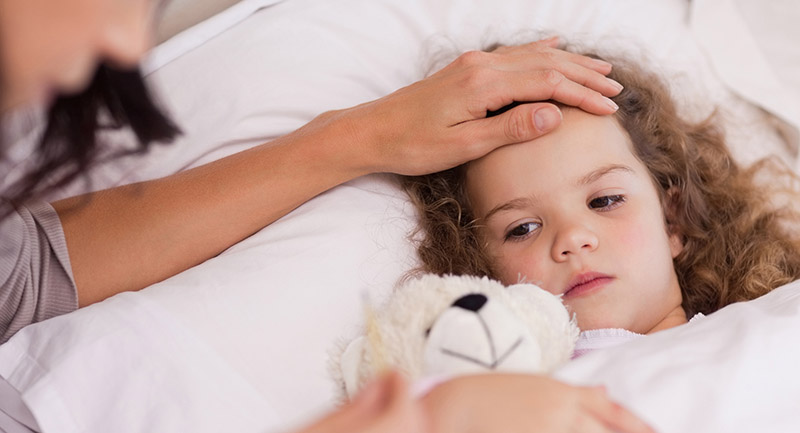 Giải Đáp: Trẻ Viêm Phổi Tắm Được Không?