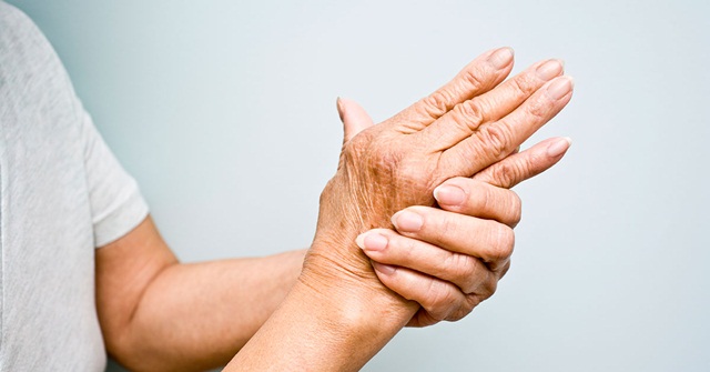 Hiểu về bệnh viêm khớp dạng thấp