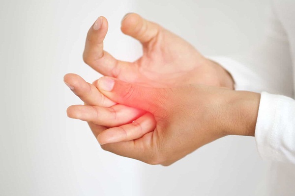 Đợt viêm khớp dạng thấp cấp tính: Dấu hiệu và cách phòng ngừa
