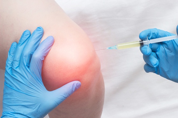 Tiêm nội khớp điều trị thoái hóa khớp gối có hiệu quả không?