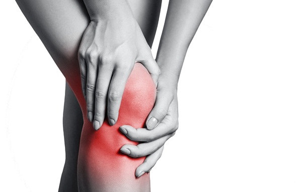 Đầu gối đau dữ dội là do đâu?