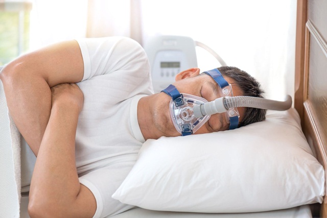 Ngưng thở khi ngủ có thể dẫn đến rối loạn nhịp tim