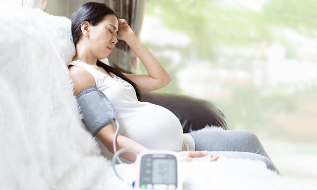 Làm thế nào để kiểm soát huyết áp khi bị tiền sản giật?