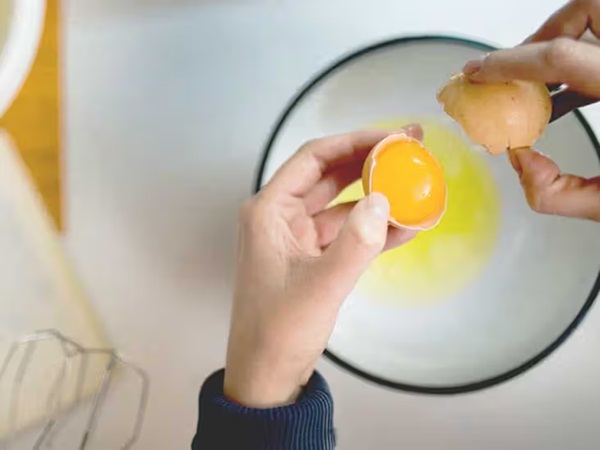 Cholesterol từ thực phẩm có làm tăng cholesterol trong máu không?