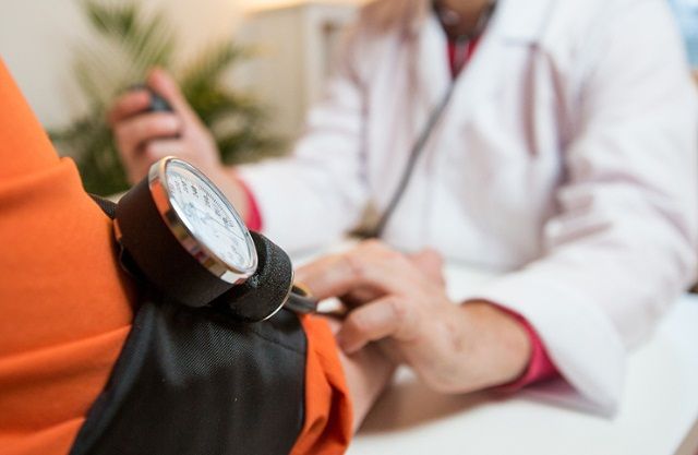 Tăng huyết áp gây ra những bệnh tim mạch nào?